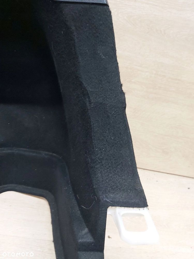 Toyota Prius IV xw50 boczek bagażnika prawy tył 64730-47190 - 2