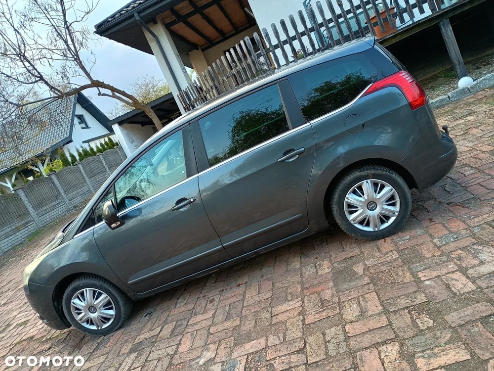 Peugeot 5008 1.6 Premium - 7
