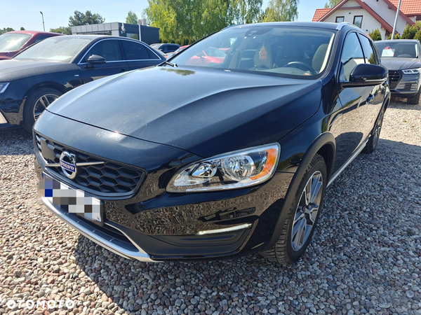 Volvo V60 Cross Country T5 AWD Summum