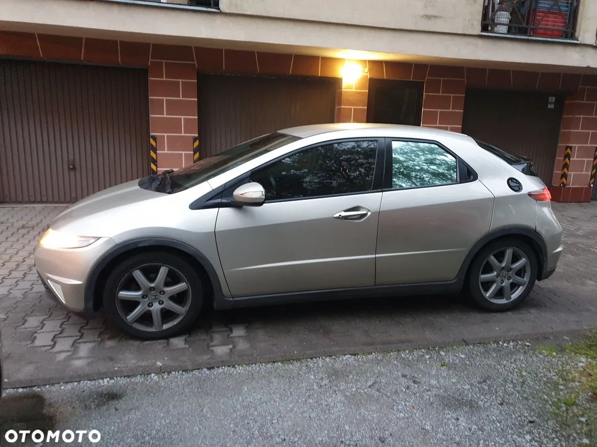 Honda Civic 2.2i-CTDi Comfort - 1