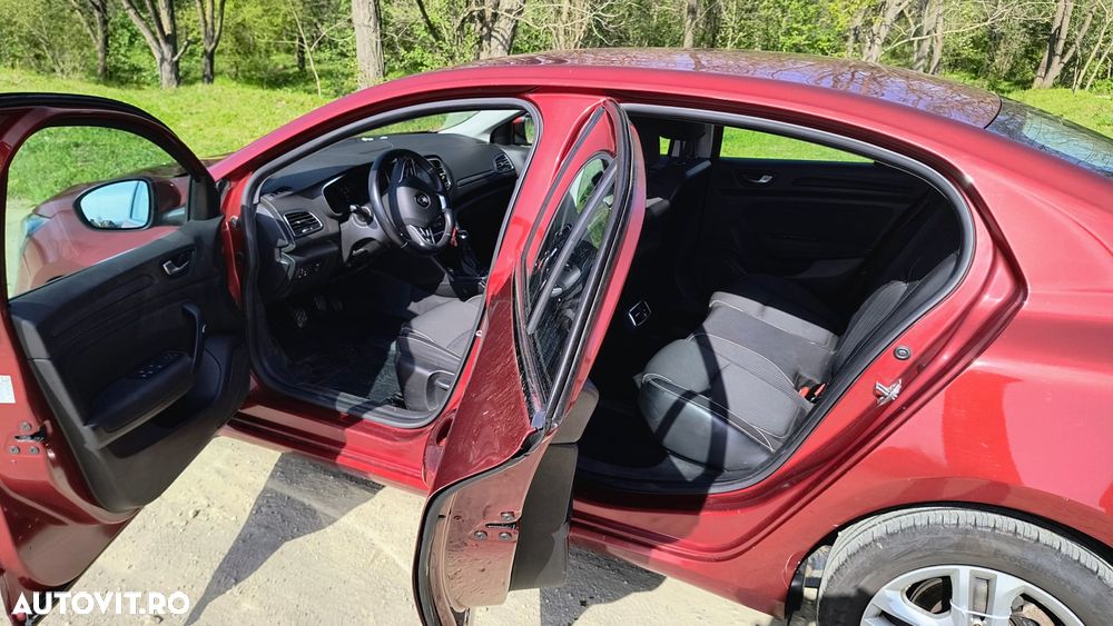 Renault Megane TCe GPF Zen - 1