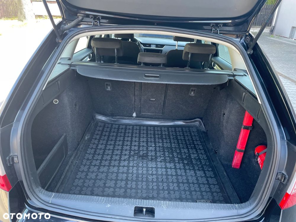 Skoda Octavia 1.4 TSI Ambition - 8