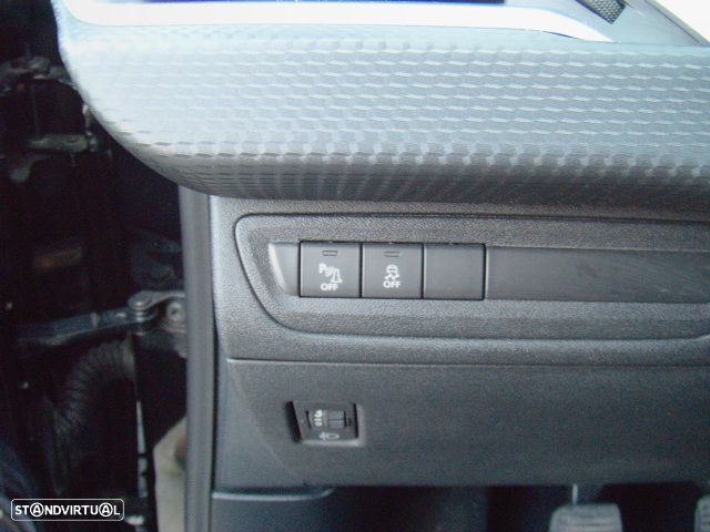 Peugeot 2008 1.2 PureTech Style - 15