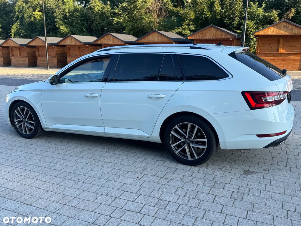 Skoda Superb 2.0 TSI 4x4 Sportline DSG - 10