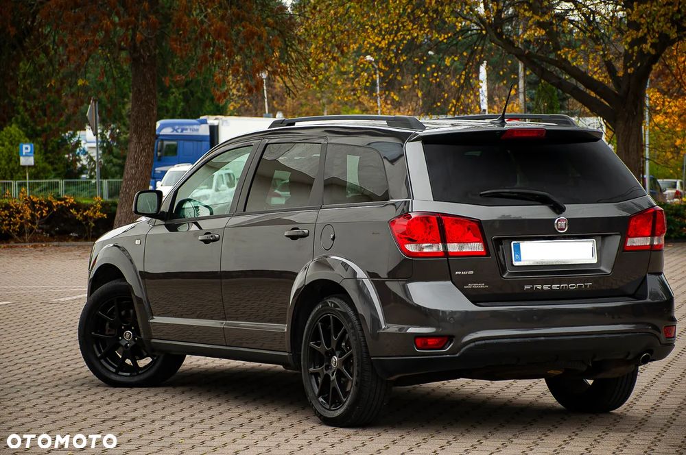 Fiat Freemont 2.0 Multijet 16V DPF Automatik Allrad Black Code - 12