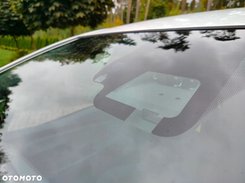 Toyota Yaris 1.0 Premium - 29