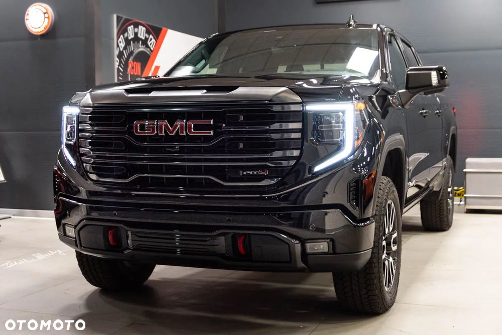 GMC Sierra - 10