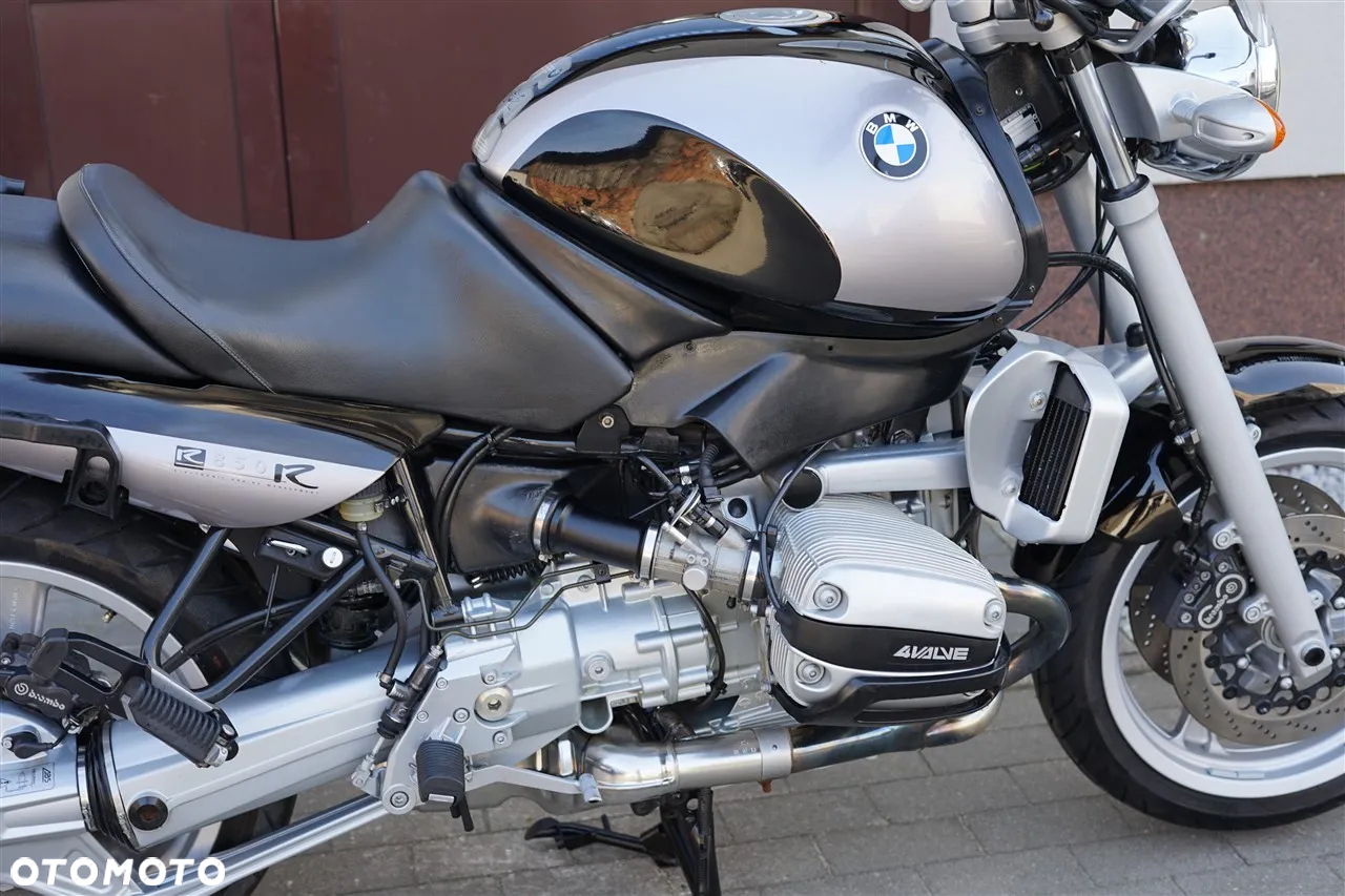 BMW R - 8