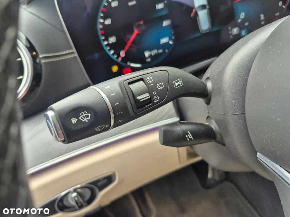 Mercedes-Benz Klasa E 220 d 4-Matic AMG - 12