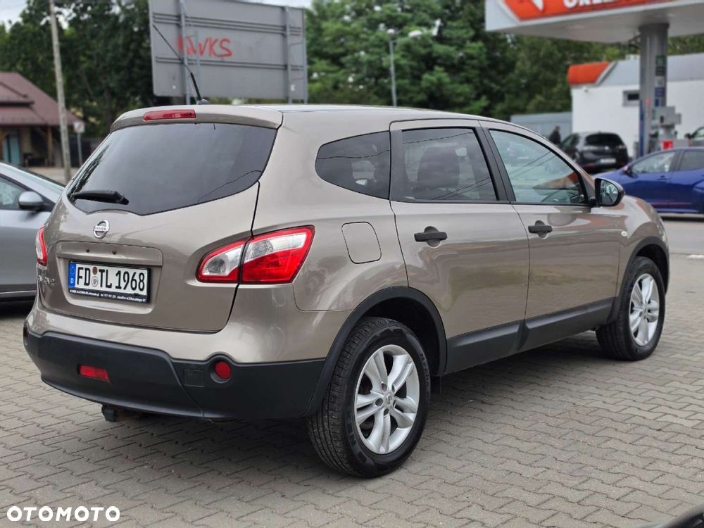 Nissan Qashqai+2 - 7