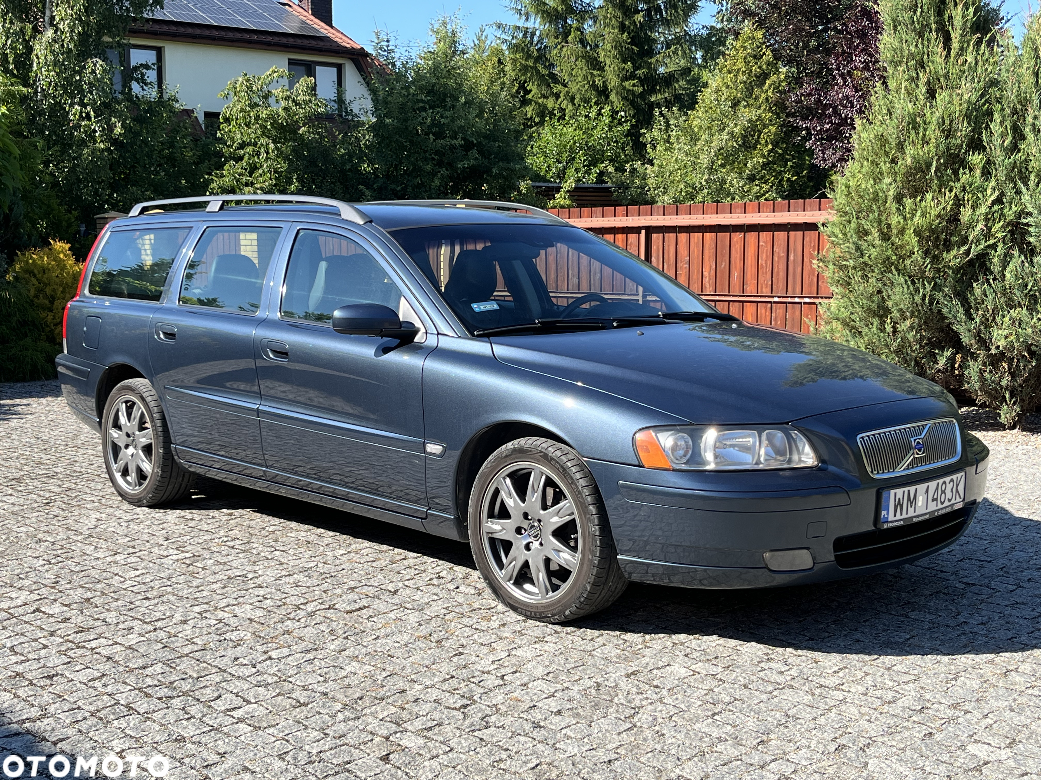 Volvo V70 2.4 D Momentum - 2