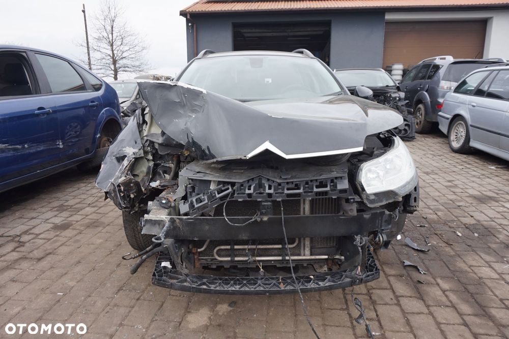 CITROEN C5 III X7 LIFT KOMBI 2011 KTVD 2.0 HDI DW10BTED4 140KM 20MB25 CZARNY na części - 8