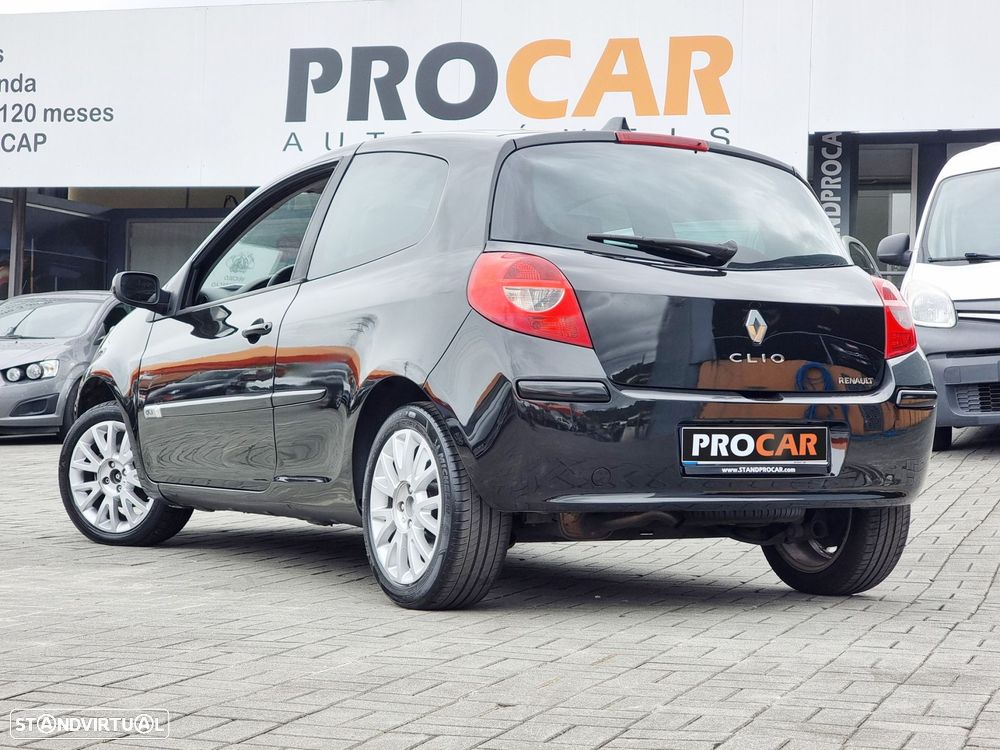 Renault Clio 1.5 dCi Confort - 13