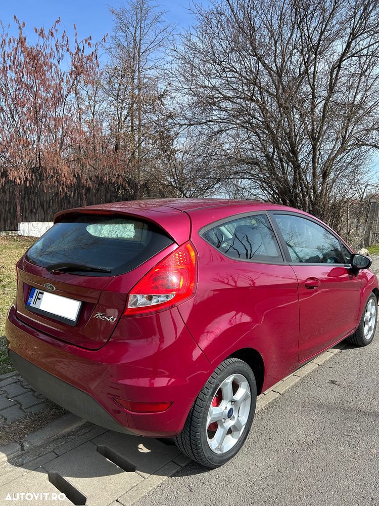 Ford Fiesta 1.25i Ambiente - 4