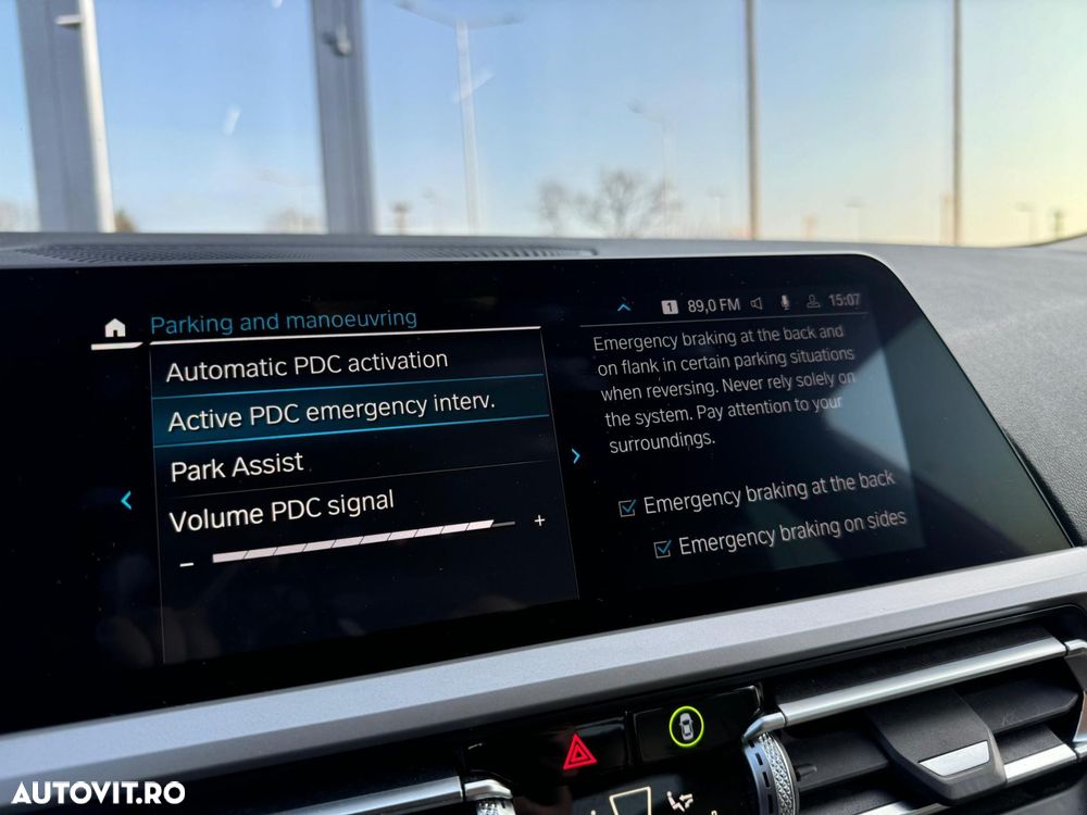 BMW Seria 3 330e AT PHEV - 28