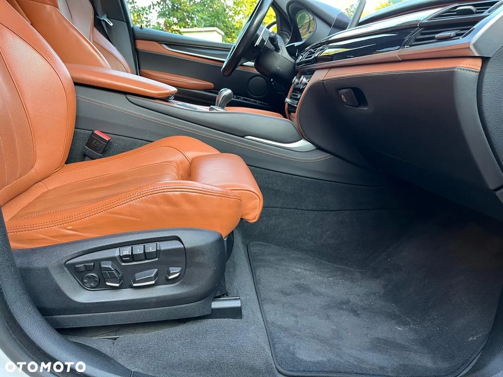 BMW X5 M Standard - 24