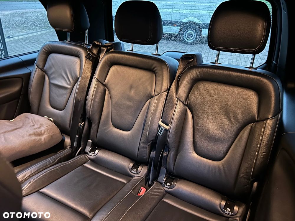 Mercedes-Benz Klasa V 220 d 4-Matic 7G-Tronic - 15