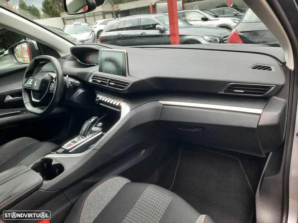 Peugeot 3008 1.6 BlueHDi Style EAT6 - 22