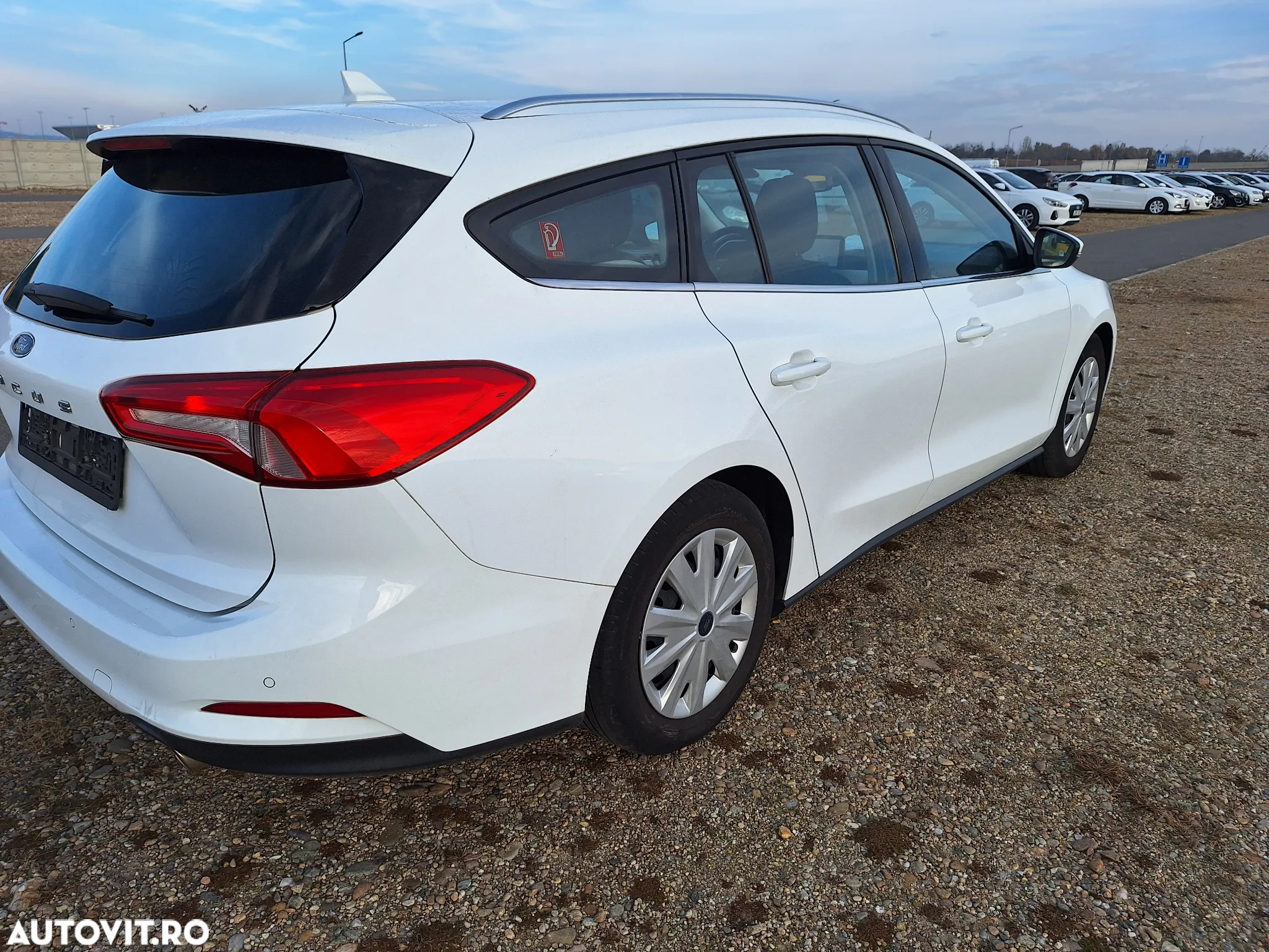 Ford Focus 1.5 EcoBlue Start-Stopp-System COOL&CONNECT DESIGN - 5
