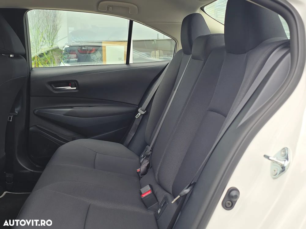 Toyota Corolla 1.8 HSD Eco - 13