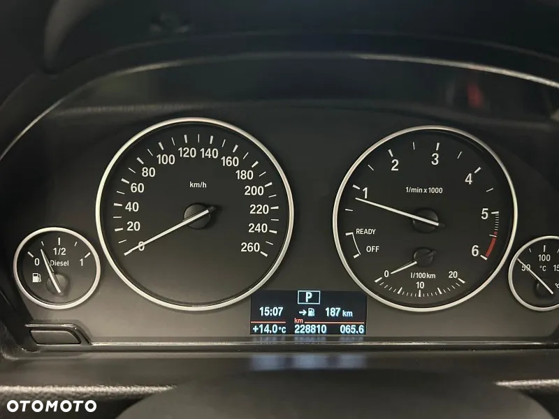 BMW Seria 3 318d Advantage - 34