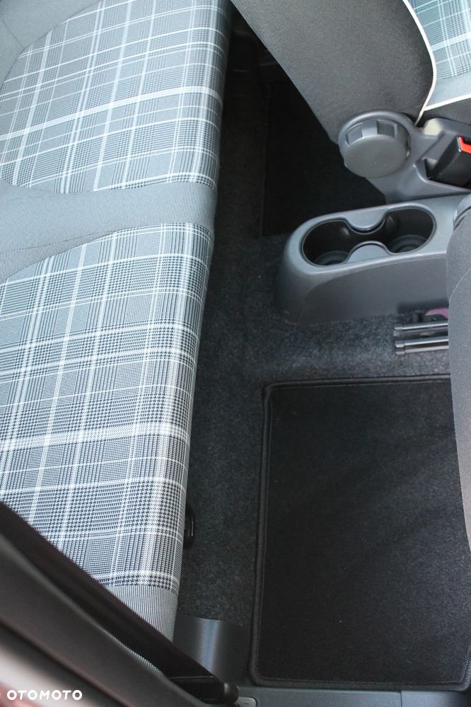 Fiat 500 1.2 8V Lounge Euro6 - 29