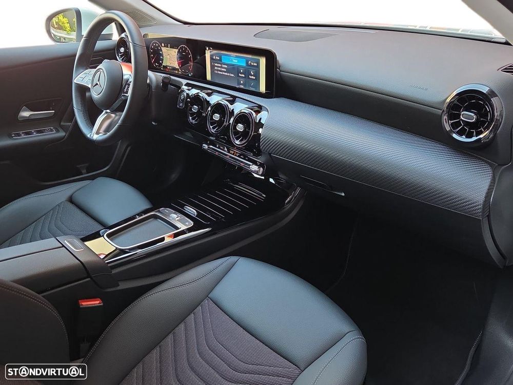 Mercedes-Benz A 200 Standard - 21