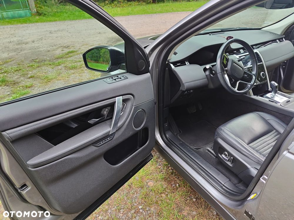 Land Rover Discovery Sport - 16