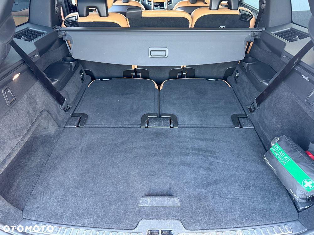 Volvo XC 90 D5 AWD Inscription 7os - 31