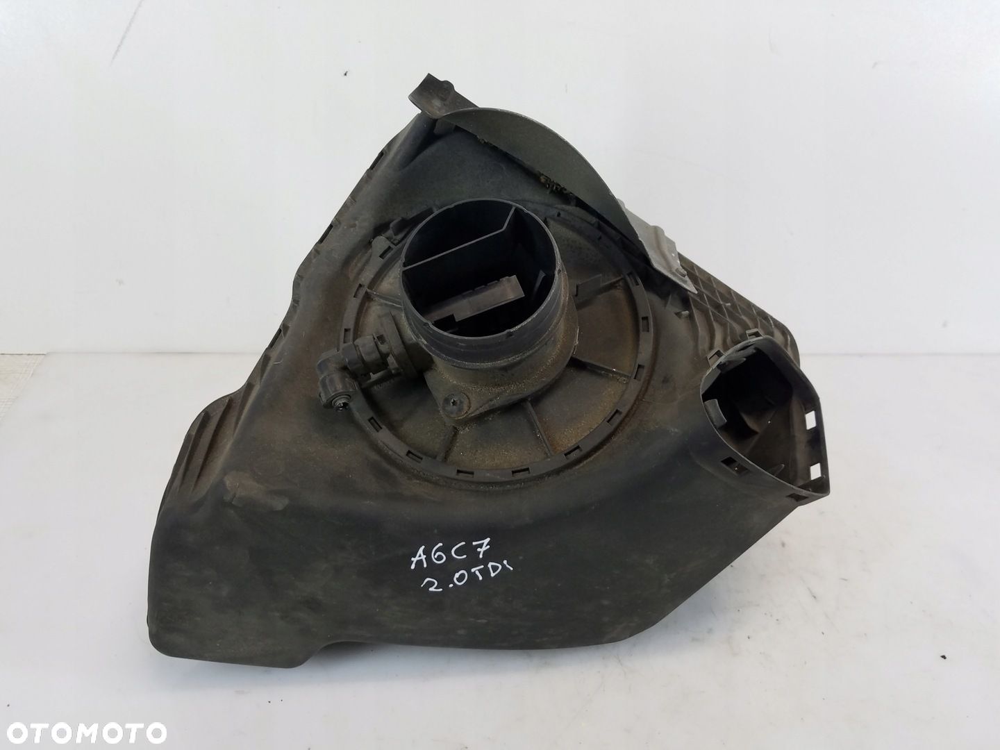 OBUDOWA FILTRA POWIETRZA AUDI A6 C7 2.0 TDI 4G0133838L - 1