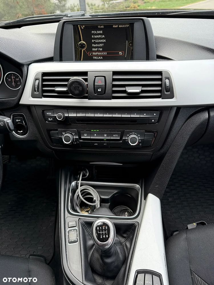 BMW Seria 3 318d - 7