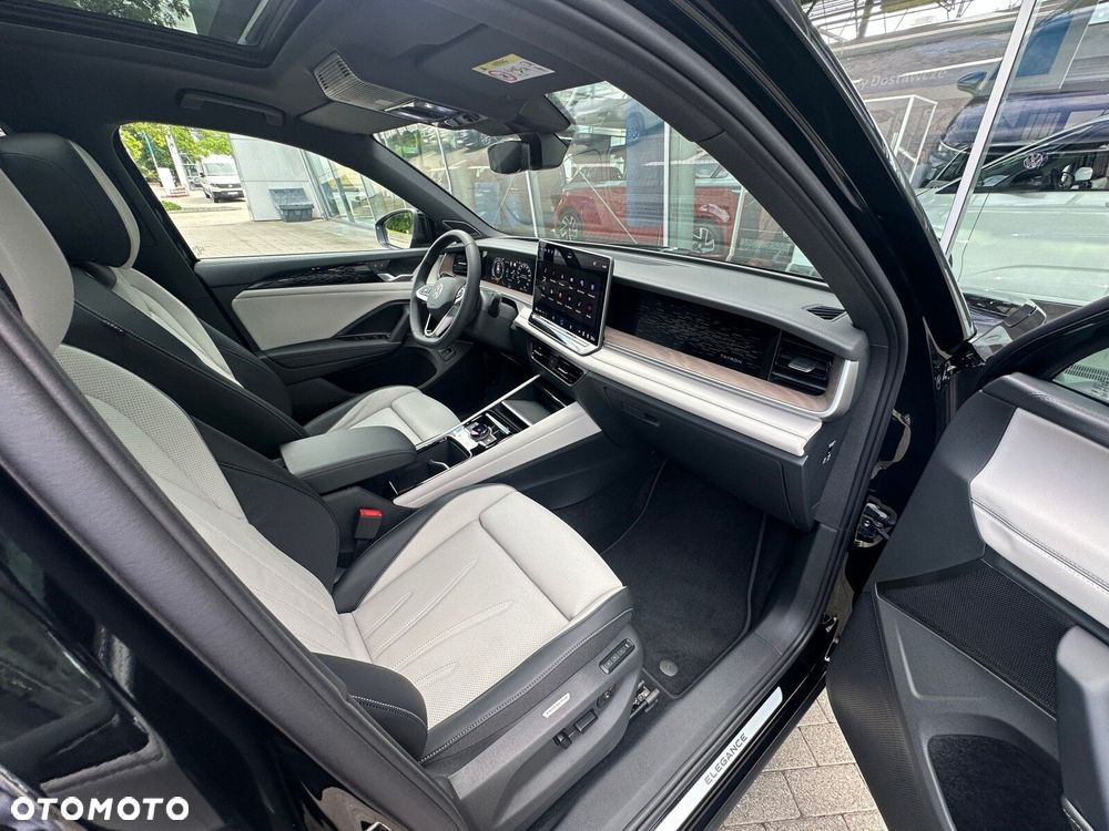 Volkswagen Tayron 2.0 TDI SCR Elegance DSG - 13