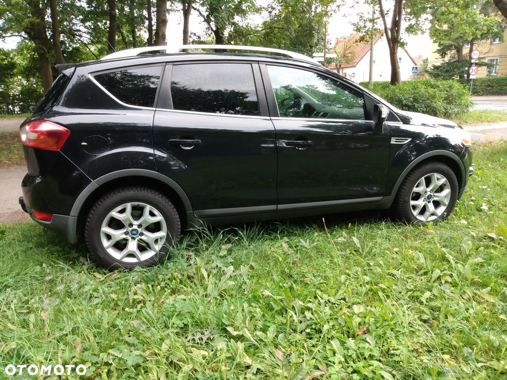 Ford Kuga - 4