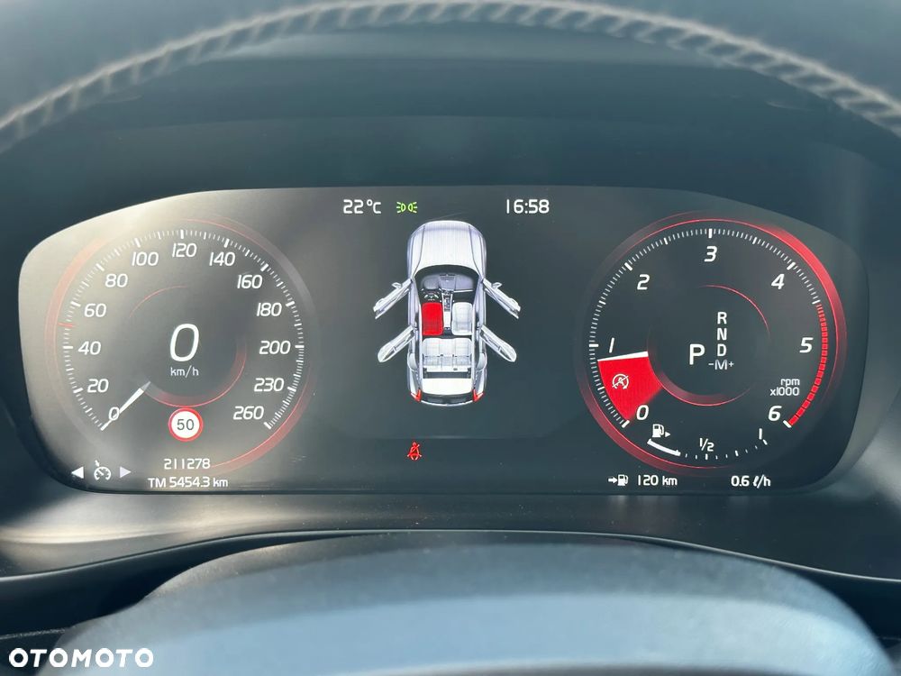 Volvo XC 40 D4 AWD Geartronic Momentum - 27