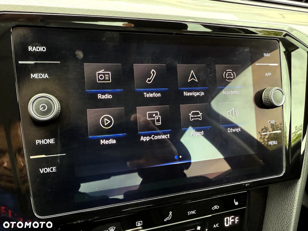 Volkswagen Passat 1.5 TSI EVO Elegance - 27