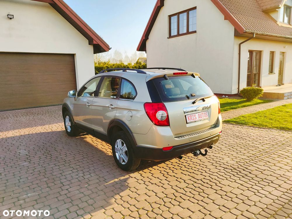 Chevrolet Captiva 2.4 2WD 7 Sitzer LS - 8