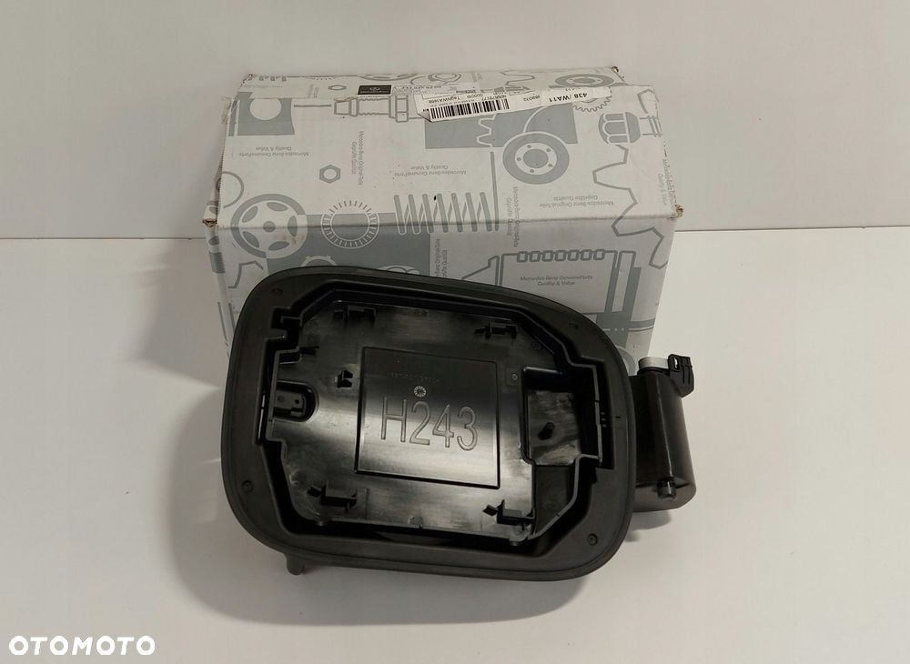 MERCEDES EQA H243 KLAPKA WLEWU PALIWA A2436303000 GLB EQE EQA 369 - 3
