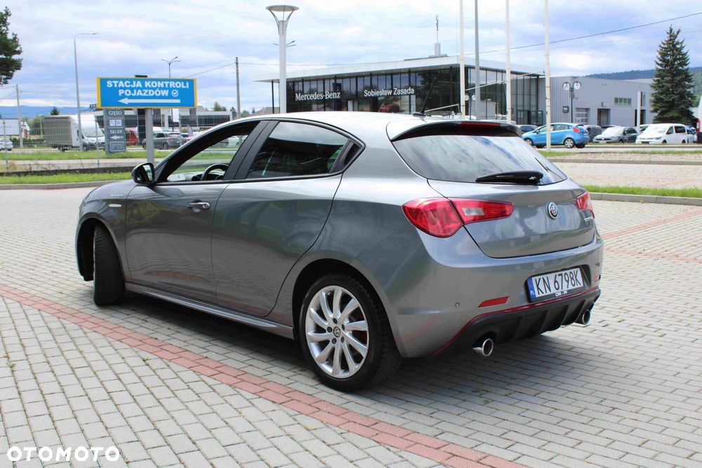 Alfa Romeo Giulietta 1.8 TBi 16V TCT Veloce - 11