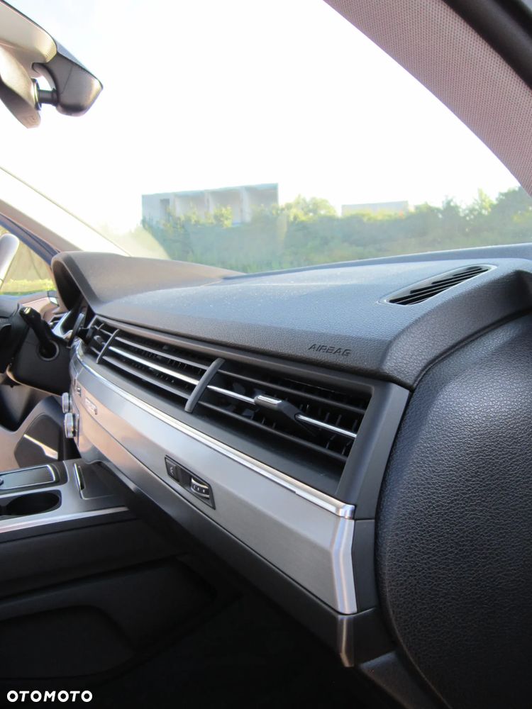 Audi Q7 - 15