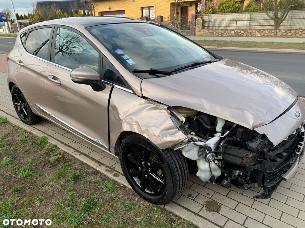 Ford Fiesta 1.0 EcoBoost Powershift Individual - 4
