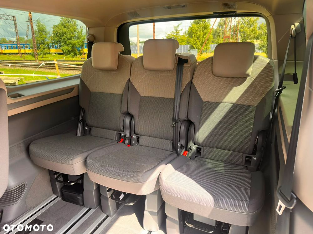 Volkswagen Multivan 2.0 TDI L2 Life DSG - 12