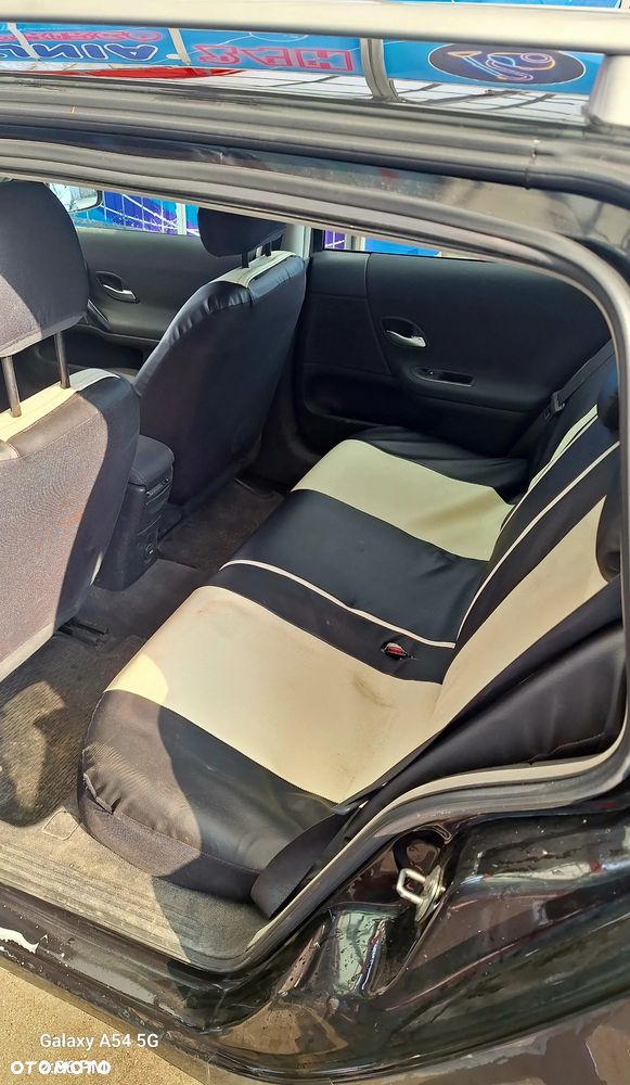 Renault Laguna 2.0 DCi Confort Dynamique - 9