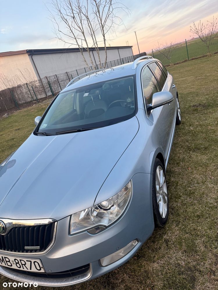 Skoda Superb 1.6 TDI Elegance Greenline - 4