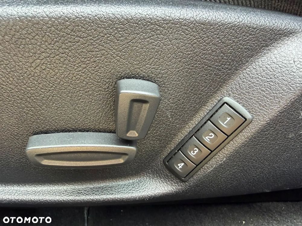 Ford Mondeo - 20