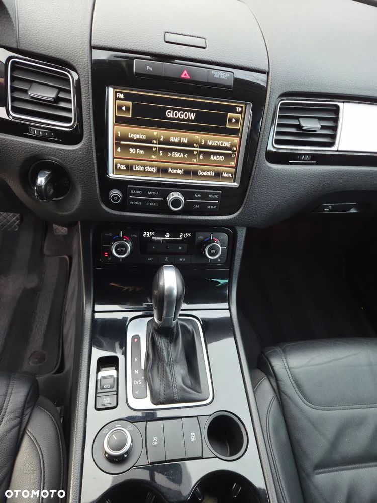 Volkswagen Touareg 3.0 V6 TDI BMT R-Style - 16