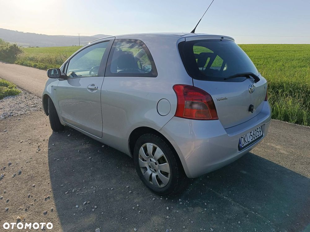 Toyota Yaris - 5