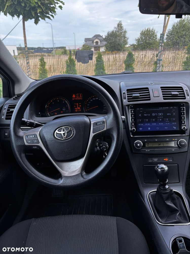 Toyota Avensis 2.0 D-4D Sol - 6