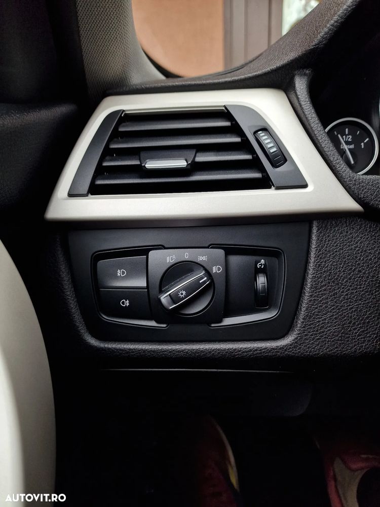 BMW Seria 3 320d Aut. Efficient Dynamics Edition Blue Perf. Luxury Line - 17