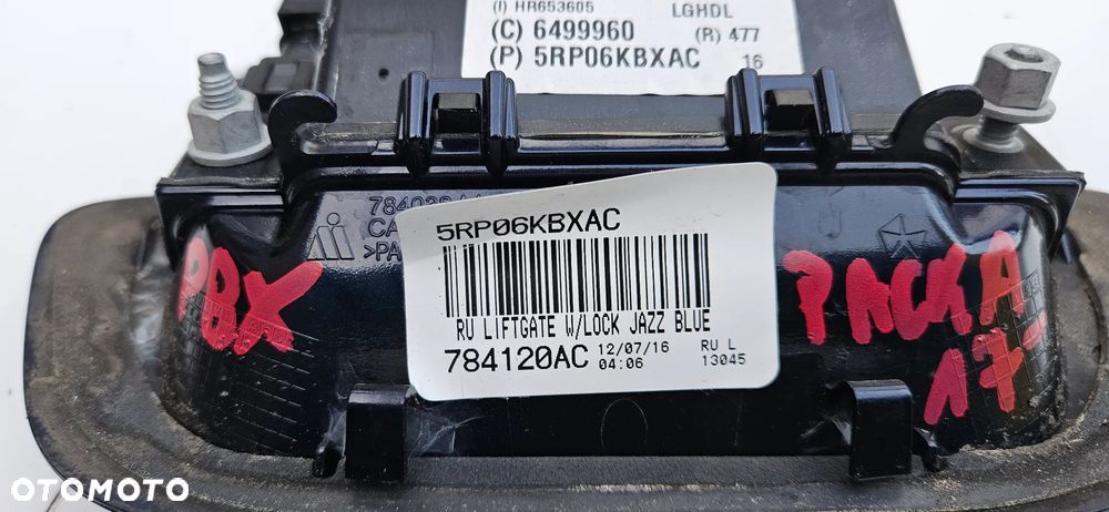 Chrysler Pacifica 2016- Zamek klapy bagażnika Klamka bagażnika Mikrostyk 5RP06KBXAC KLAPA ELEKTRYCZNA  kolor PBX - 6