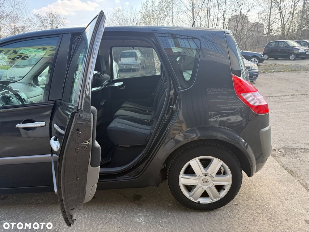 Renault Scenic 1.9 dCi Confort Expression - 9
